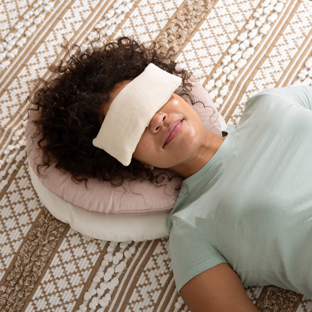 Hot/Cold Linen Eye Pillow - Cream - Image 4